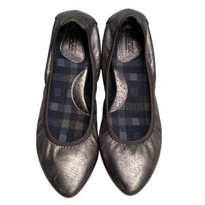 BORN Metallic leather ballet Flats women’s size 9 cushioned casual rounded toe